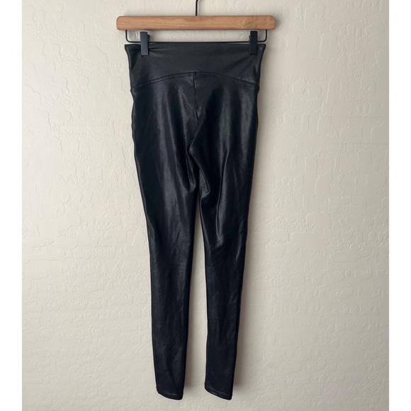 Spanx faux leather high rise leggings medium - Picture 8 of 11